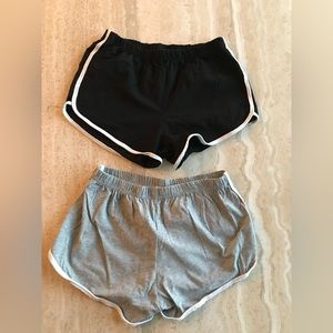 PAIR OF GREY AND BLACK SHORTS (Uratot)